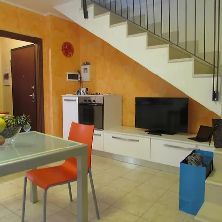 Il Borgo Del Garda Appartement Salionze