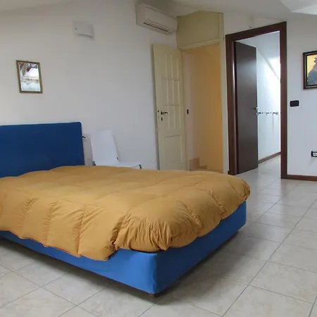 Appartement Il Borgo Del Garda Salionze
